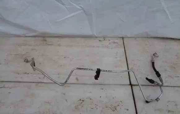 Porsche Panamera (970) Air conditioning (A/C) pipe/hose 97057310509