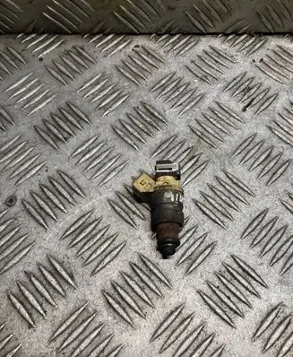 Fuel injector