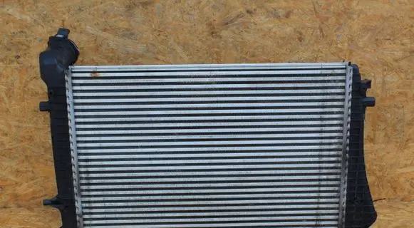 Volkswagen Eos Intercooler radiator 1K0145803R
