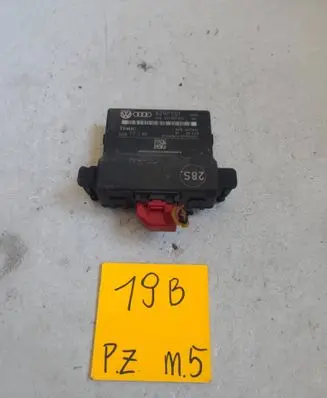 Volkswagen Golf V Gateway control module 1K0907530F