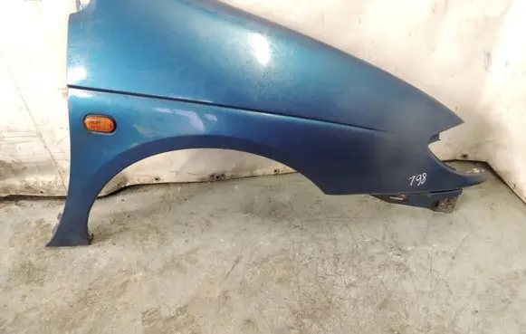 Renault Megane I Fender D198