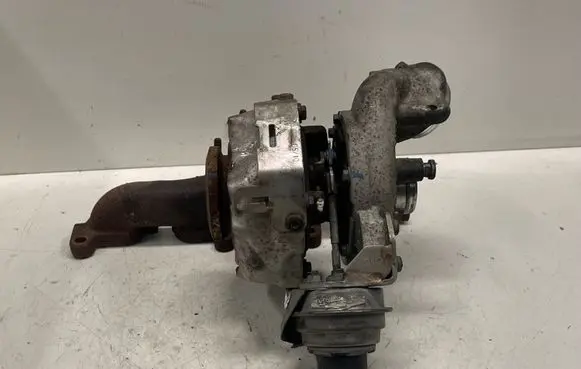 Volkswagen Golf VI Turbo 03L253015F 775517 GTC1244VZ