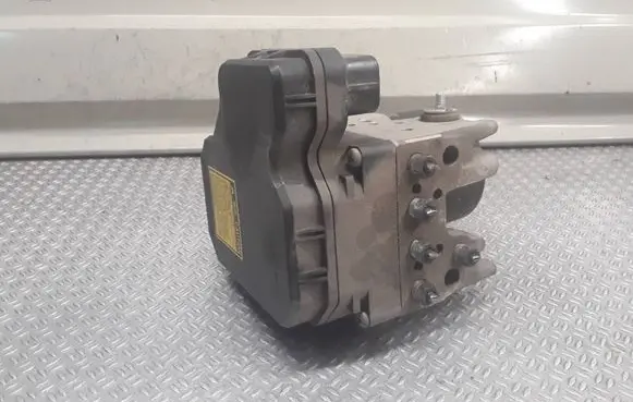 Lexus IS 220D-250-350 ABS Pump 4454053260 1338008670 8954153120
