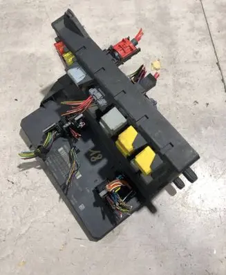 Mercedes-Benz Sprinter W906 Comfort/convenience module A9065453001 A9065450601 A9064420600