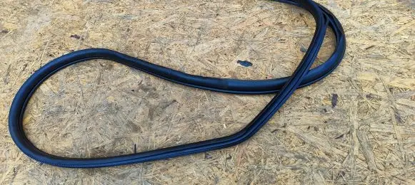 Mazda 6 Rubber seal rear door 