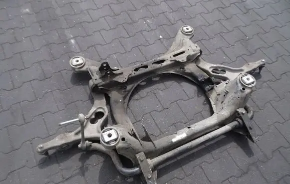 Audi Q7 4M Front subframe
