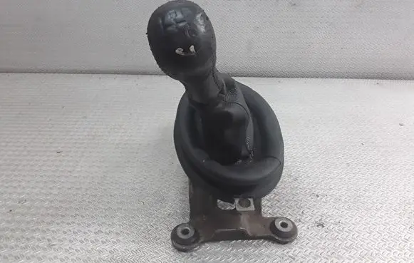 Chrysler Neon I Gear shifter/selector