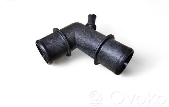 Toyota RAV 4 (XA30) Engine coolant pipe/hose PA66GF30A1 165710T010 1657126151