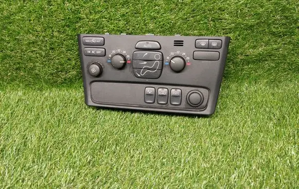 Volvo S80 Climate control unit 8691875