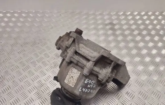 BMW X5 E70 Gearbox transfer box case 27107643751 27107639271 27107636480