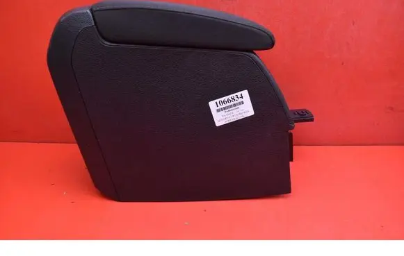 Volkswagen Golf Plus Armrest 1K5864251C