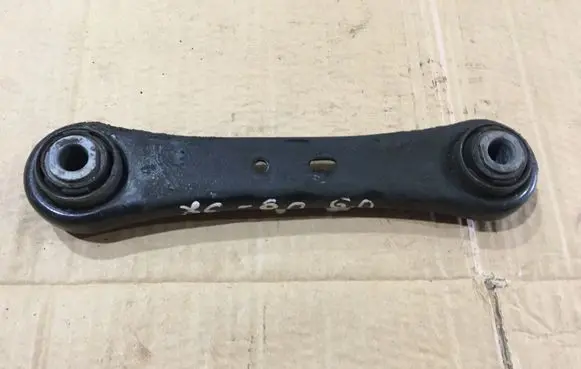 Volvo XC60 Rear control arm