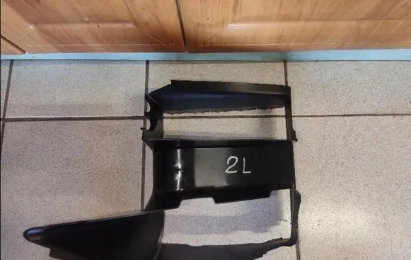 Porsche Cayenne (9PA) Radiator trim 9Y0117335AK