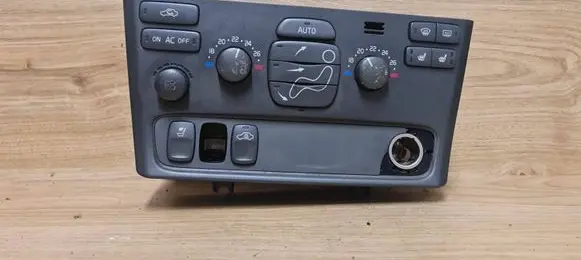 Volvo S80 Climate control unit 9496811