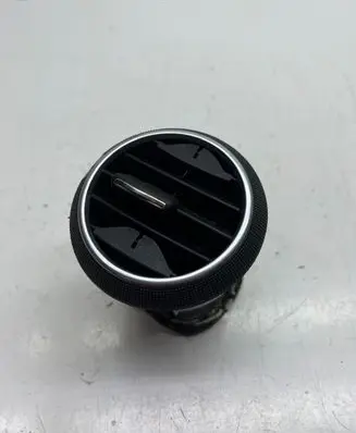 Audi A3 S3 8P Dashboard side air vent grill/cover trim 8P0820901A 0404037044