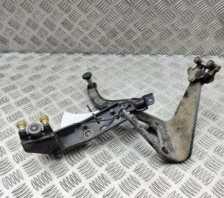 Opel Vivaro Rear door hinge set 93451714 777650730R