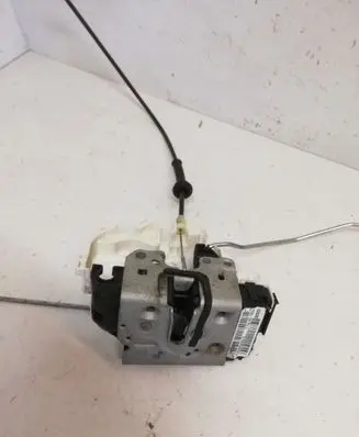 Chrysler Town & Country V Front door lock P04589694AD