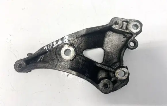 Peugeot RCZ Engine mounting bracket v75807818001