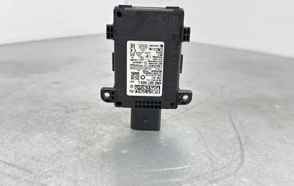 Volkswagen Touareg III Blind spot module 4N0907669L 4N0907669A 318B40B399