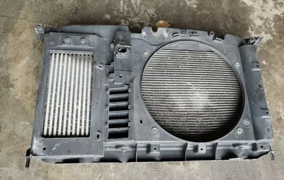 Peugeot 5008 Radiator support slam panel 9680533480