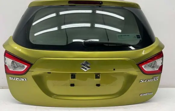 Suzuki SX4 Tailgate/trunk/boot lid