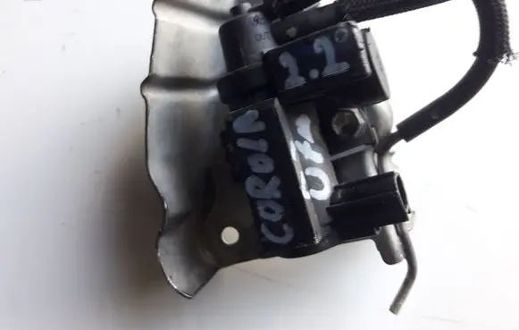 Toyota Corolla Verso E121 Vacuum valve 25819OPO11