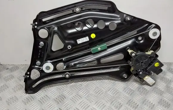 Audi A3 S3 8V Vent/Glass mechanism 8V7839398B