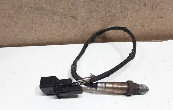 Audi A4 S4 B6 8E 8H Lambda probe sensor 06C906265B