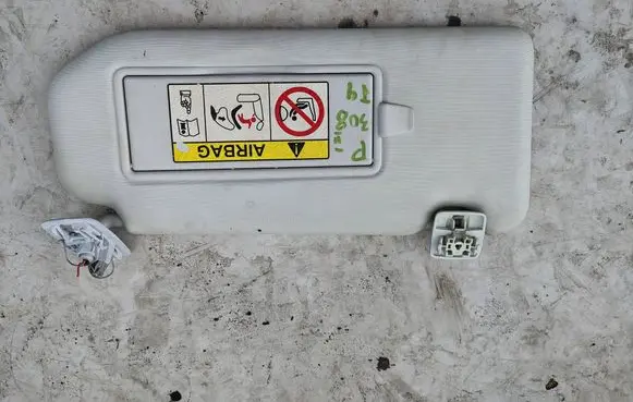 Peugeot 308 Sun visor 