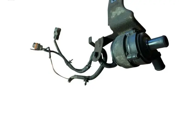 Nissan X-Trail T31 Electric auxiliary coolant/water pump