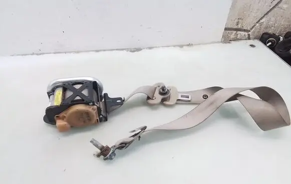 Nissan Murano Z50 Front seatbelt