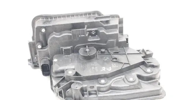 BMW 6 G32 Gran Turismo Coupe door lock (next to the handle) 7477695