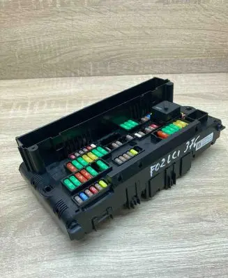 BMW 7 F01 F02 F03 F04 Fuse module 9252816 17033441