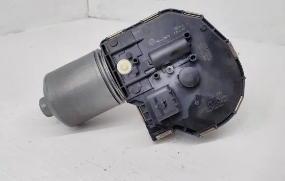 Mercedes-Benz CLS C219 Wiper motor 0390241842 1397220566