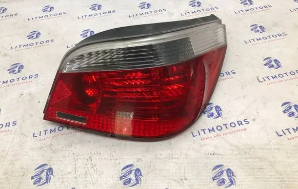 BMW 5 E60 E61 Rear/tail lights 6910768
