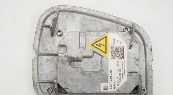 Volvo V50 Xenon control unit/module 1307329210