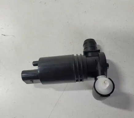 Volvo XC60 Windscreen/windshield washer pump 2220103 70162 240614