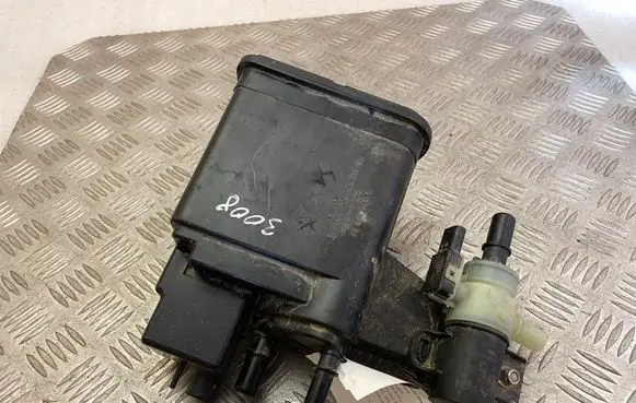 Peugeot 3008 II Active carbon filter fuel vapour canister 9829280480 9829265680