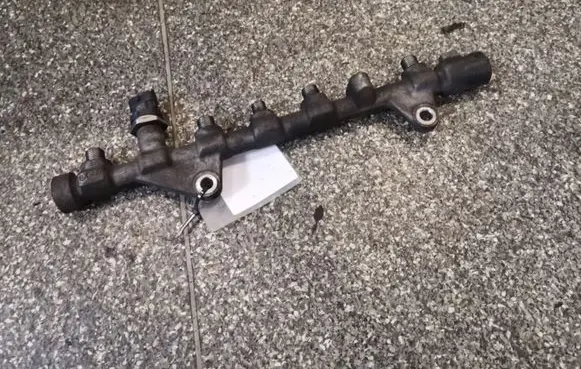 Renault Scenic II - Grand scenic II Fuel main line pipe 8200750048