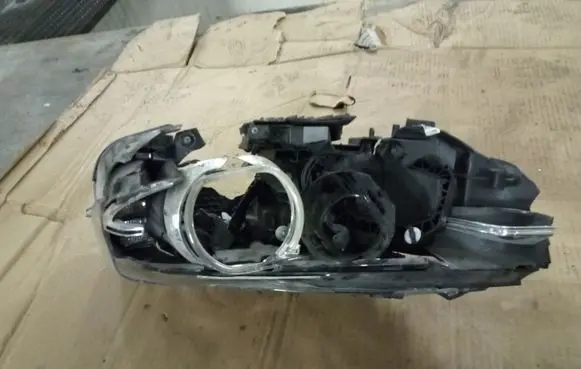 BMW M4 F82 F83 Headlight part 
