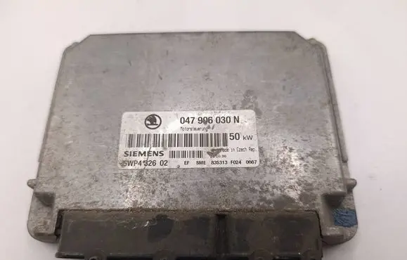 Skoda Fabia Mk1 (6Y) Engine control unit/module 047906030N 5WP432602