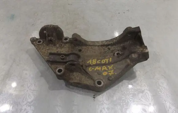 Ford C-MAX I Engine mounting bracket