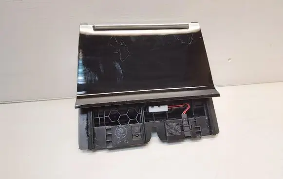 Skoda Octavia Mk3 (5E) Ashtray (front) 5E1863077A