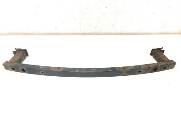Nissan Qashqai Front bumper cross member 620304EA00