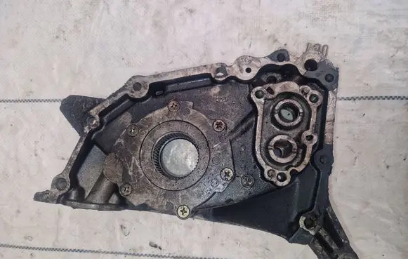 Mitsubishi Pajero Oil pump 