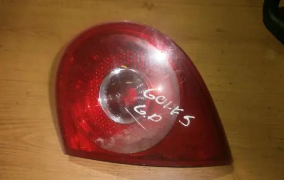 Volkswagen Golf V Tailgate rear/tail lights 1k6945094f 28508004