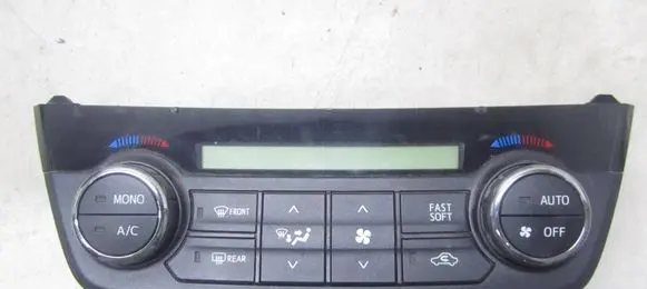 Toyota RAV 4 (XA40) Climate control/heater control trim 