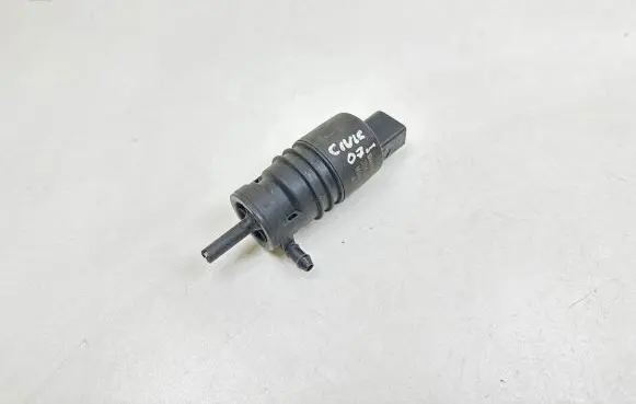 Honda Civic Windscreen/windshield washer pump 3043126