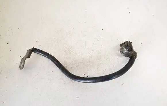 Mercedes-Benz C W203 Positive cable (battery) 2035400031
