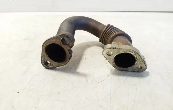 Audi TT TTS Mk2 EGR valve line/pipe/hose 03P131521B